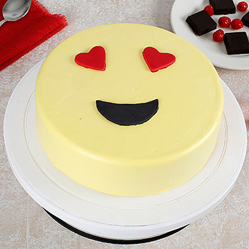 True Love Emoji Cream Cake