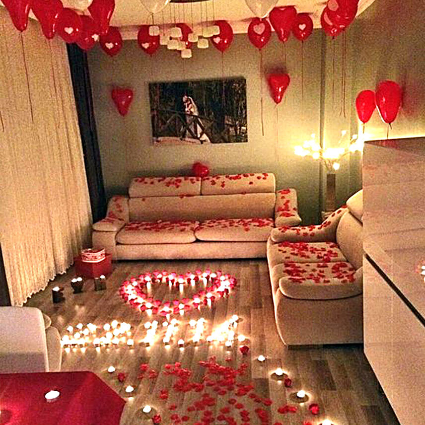 Valentine's Day Balloon Decorations for V day Celebration - FNP