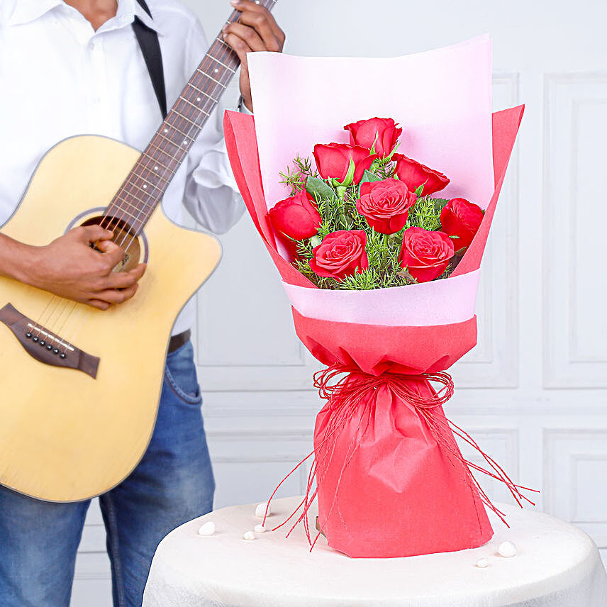 Romantic Rose Wishes With Guitarist 20 to 30 Min