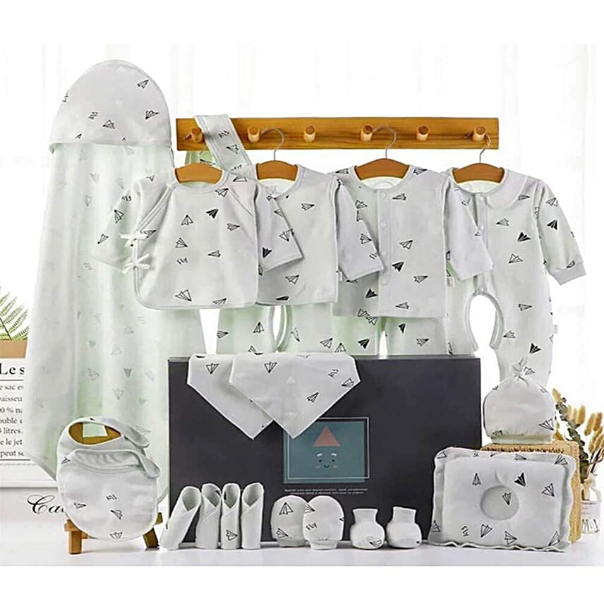 Newborn Essentials Mint Green Gift Hamper