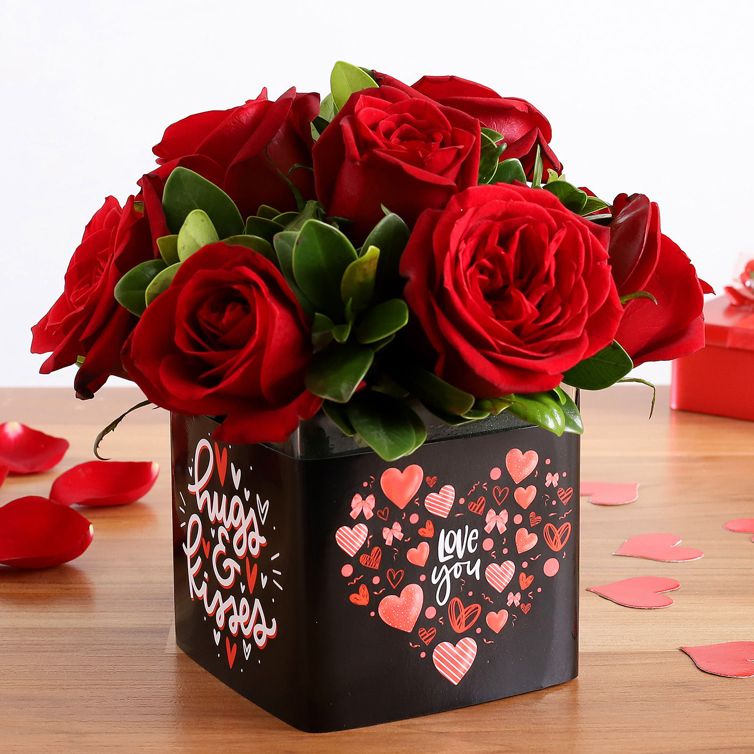 Buy/Send Beautiful Red Roses Bunch In Love You Sticker Vase Online- FNP